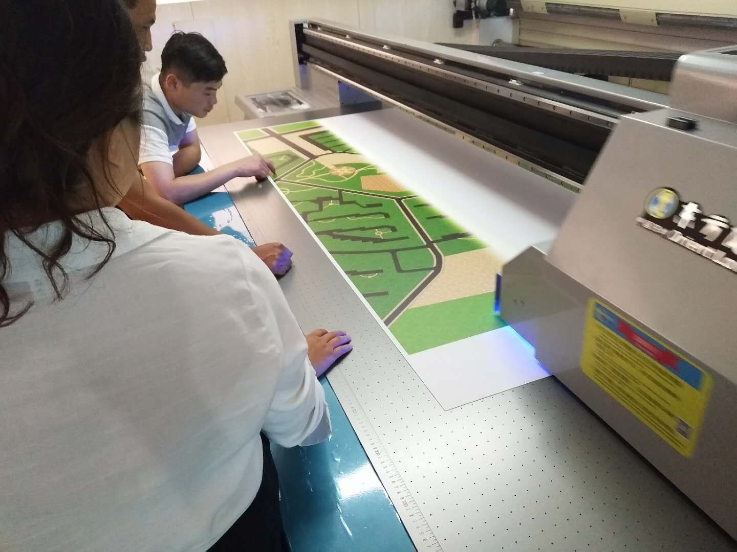正確使用uv打印機，保證uv打印機效果